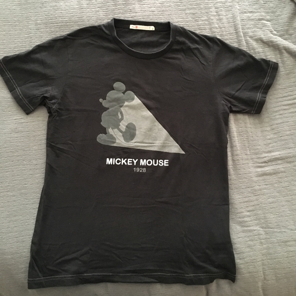 Men’s Uniqlo Men’s Disney T-shirt (NWOT)